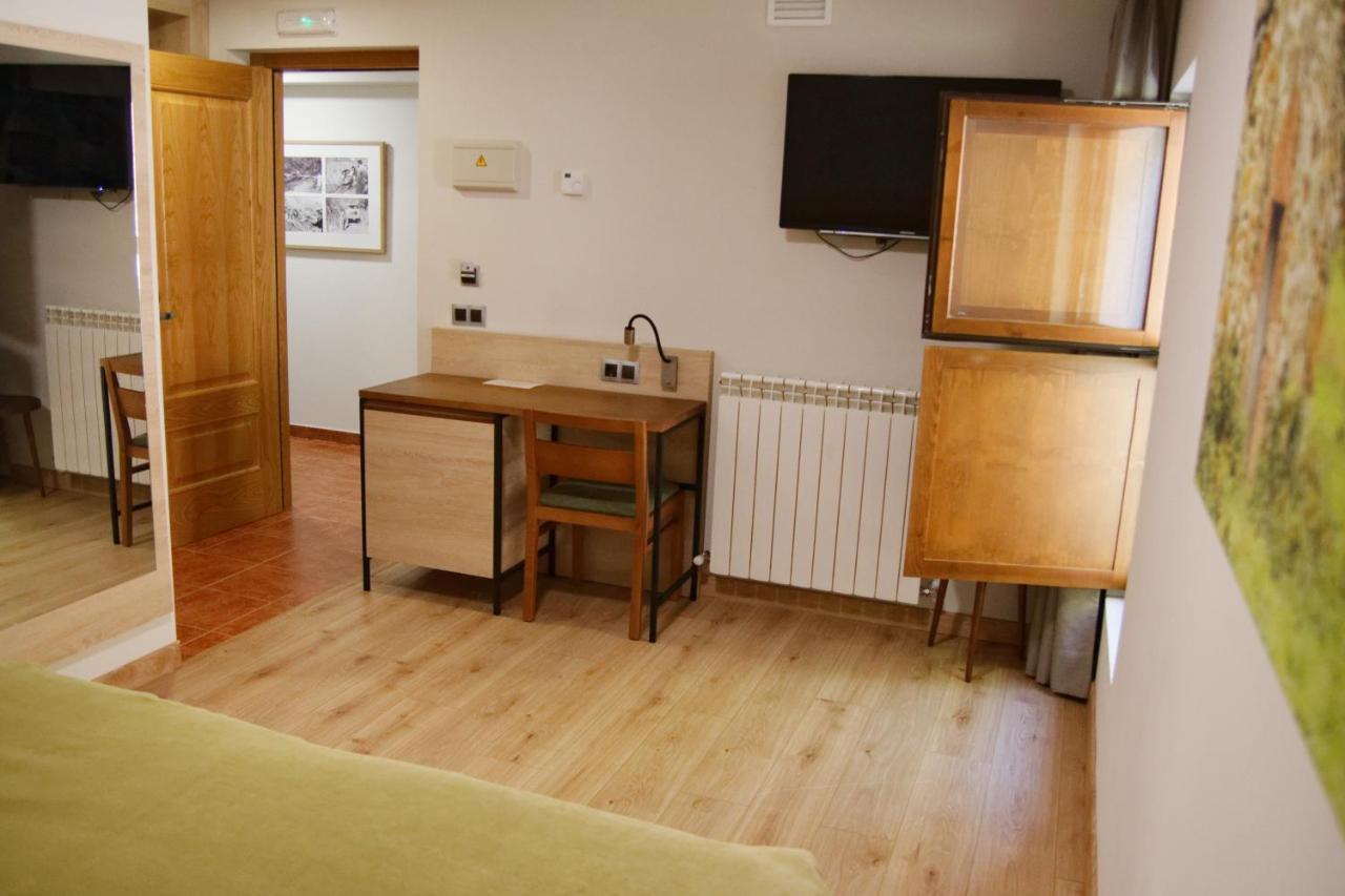Hotel Rural Las Montanas De Pumar Besullo Eksteriør billede
